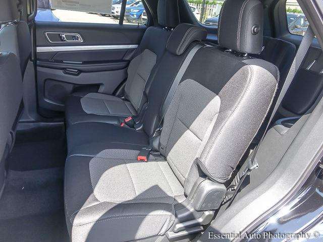 2017 Ford Explorer AWD XLT 4dr SUV